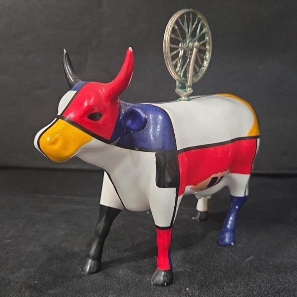Cow Parade Mooma Figurine, Westland Giftware, Collectible #9175, No Box/Tag